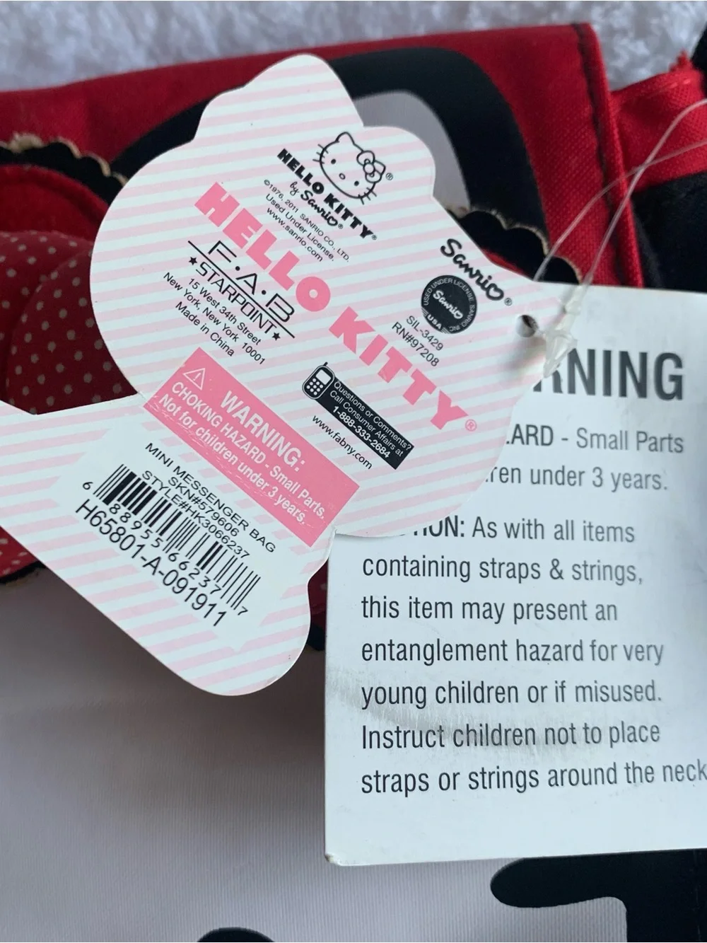 Vintage Sanrio Hello Kitty Messenger Crossbody Bag (2011 FAB Starpoint) Red